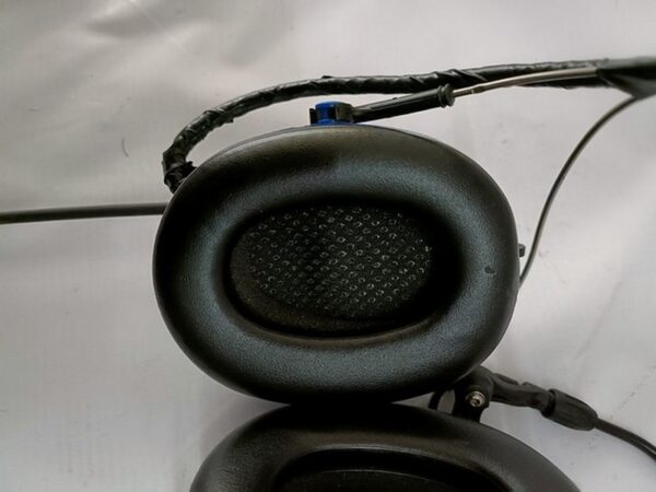 3M™ PELTOR™ MT7H7F4010-NA  50 Lite-Com Pro II Two Way Radio Headset with Headband - Image 4