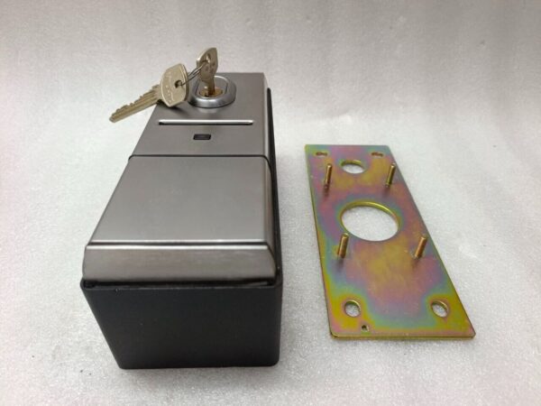 NEW VINGCARD 9v Surface Mounted Remote Controller Magstripe Satin