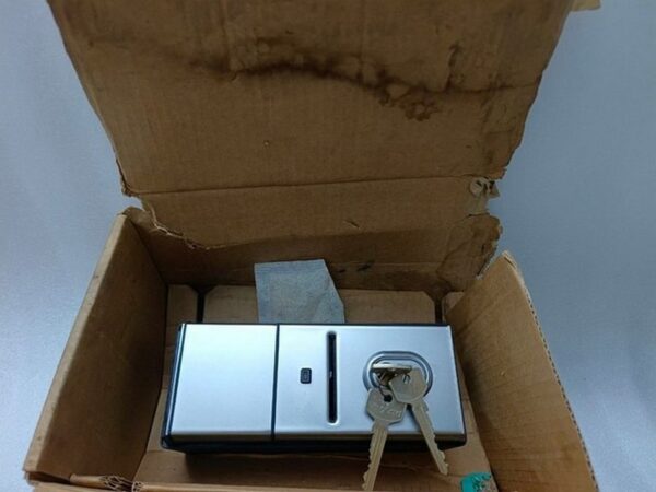 NEW VINGCARD 9v Surface Mounted Remote Controller Magstripe Satin - Image 7