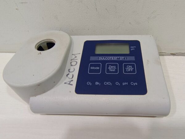 DULCOTEST MODEL:DT1 PORTABLE PHOTOMETER CL2 BR2 CIO2 O3 PH CYS MADE IN GERMANY