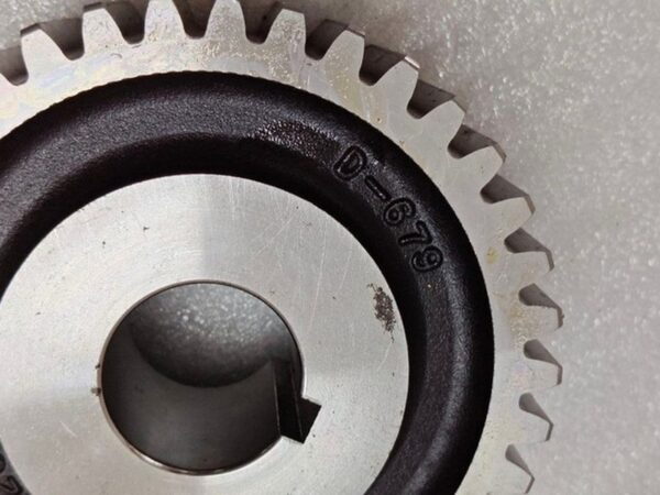 EMD 8042976 Gear water pump Drive  37 Tooth D-679 - Image 2