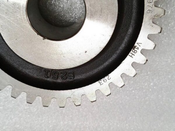EMD 8042976 Gear water pump Drive  37 Tooth D-679 - Image 8
