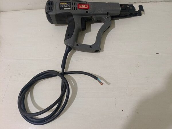 Senco Duraspin DS200-14.4V Cordless Drywall Screw Gun Only