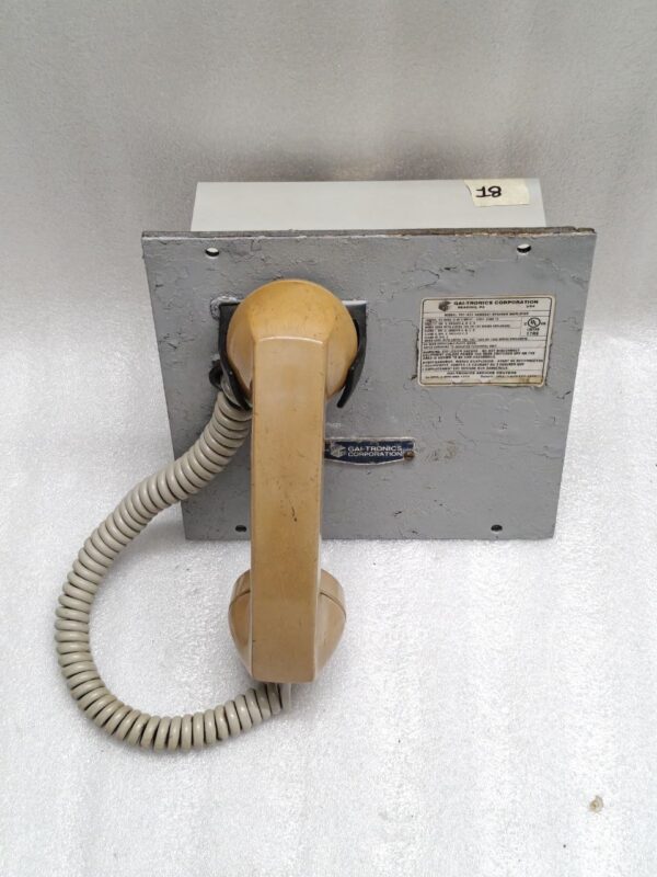 GAI-Tronics 701-302 Handset/Speaker Telecom Amplifier #18 - Image 2