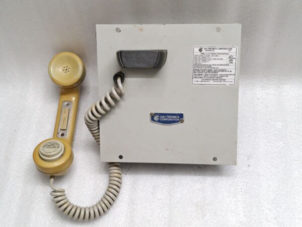 GAI-Tronics 701-302 Handset/Speaker Telecom Amplifier #23 - Image 6
