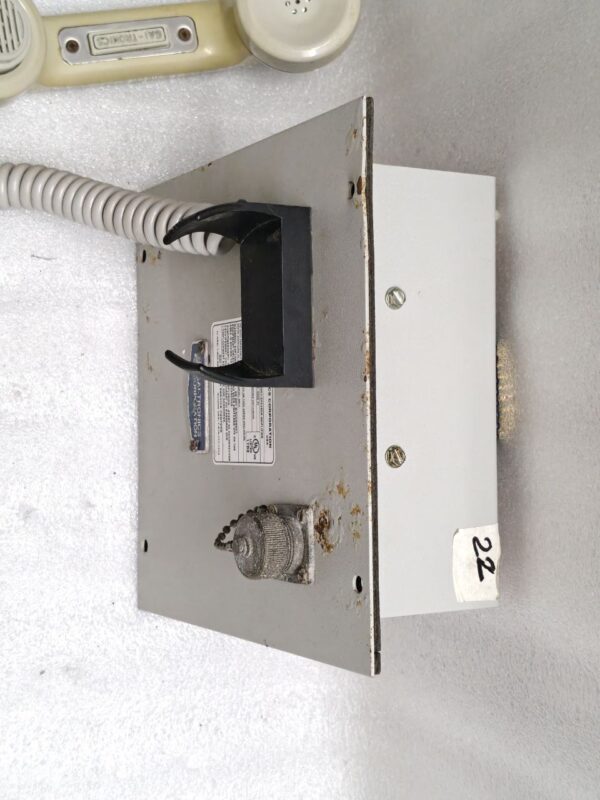 GAI-Tronics 701-304 Handset/Speaker Telecom Amplifier #22 - Image 8