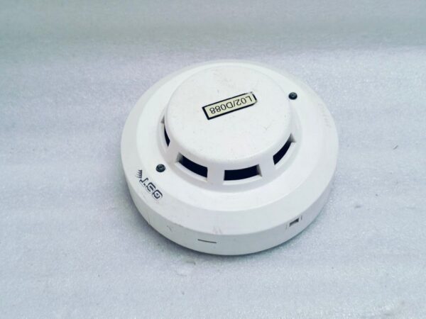 GST I-9102) intelligent photoelectric smoke detector NO 10102913