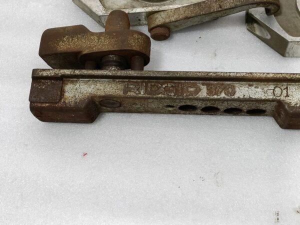 RIDGID Tubing Bender 370 Pipe Bender - Image 3