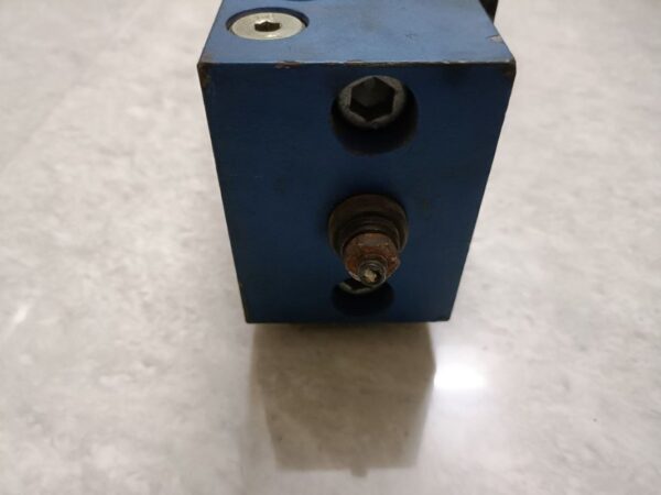 Rexroth ZDC 25 P-21 / M 206 valve R900383141 FD 51707 FAST SHIP