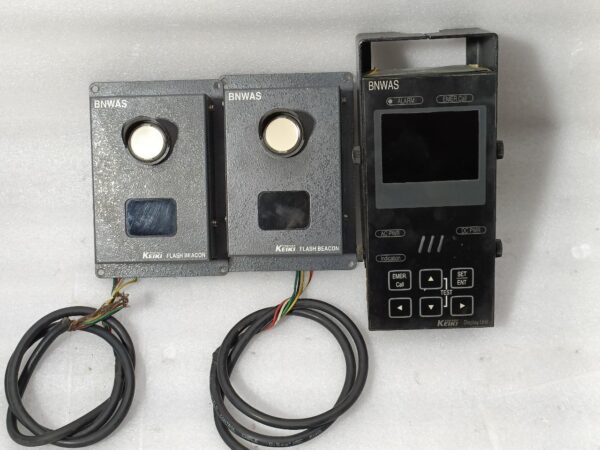 TOKYO KEIKI SHIP BNWAS DISPLAY UNIT TYPE ADU-001 FLASH BEACON ALP 001 NOS 2