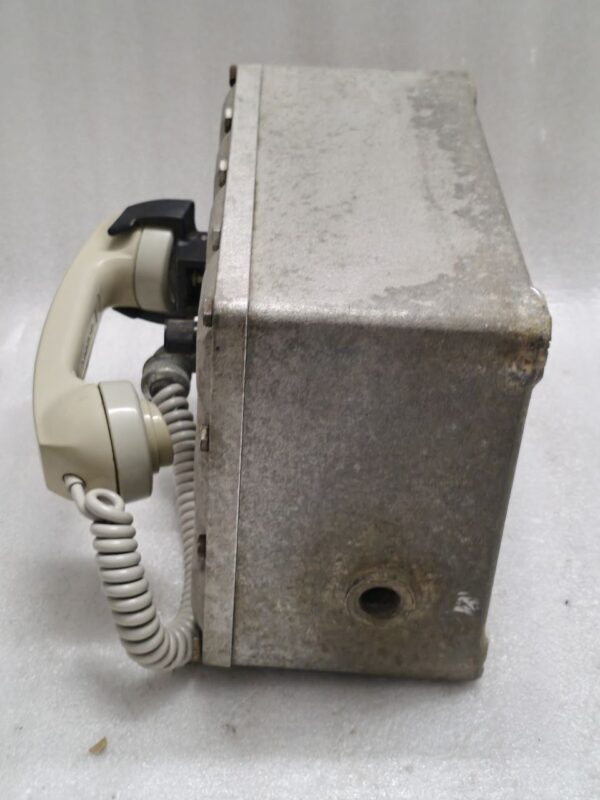Gai-tronics 780-001 Hazardous Handset Station DIV 1 1PL USED B/H. 4 BOLT BROKEN - Image 10