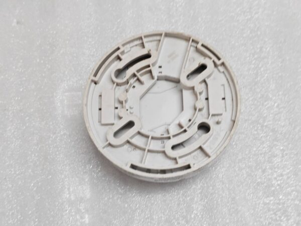 NDC OKI 4401E-OKB photoelectric smoke detector 3312-OKB ANALOG DETECTOR BASE - Image 6