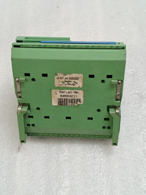 Phoenix Contact IB ST 24 DO 32/2 Industrial Control System I/O MODULE IDENT 189 - Image 7