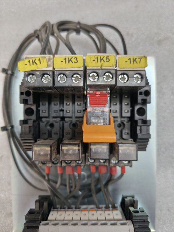 Saacke Flame Failure Memory 230VAC BURNER CONTROL 2023 11037620 - Image 8
