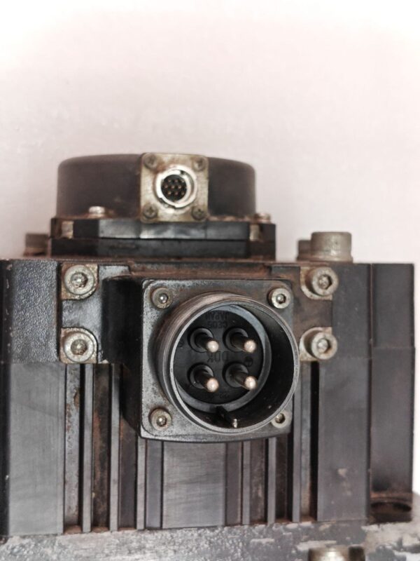 MITSUBISHI JAPAN AC Servo Motor HG-SR202 150V HGSR202 3AC 2000 RPM #3 G21012004 - Image 8