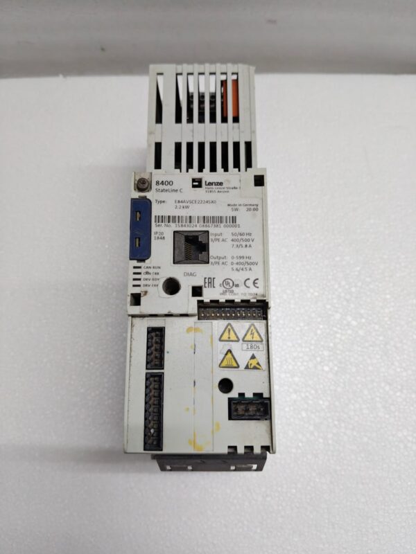 LENZE INVERTER #1 E84AVSCE1524SX0 8400 STATELINE C 1.5KW 50/60 HZ IP20 13:04
