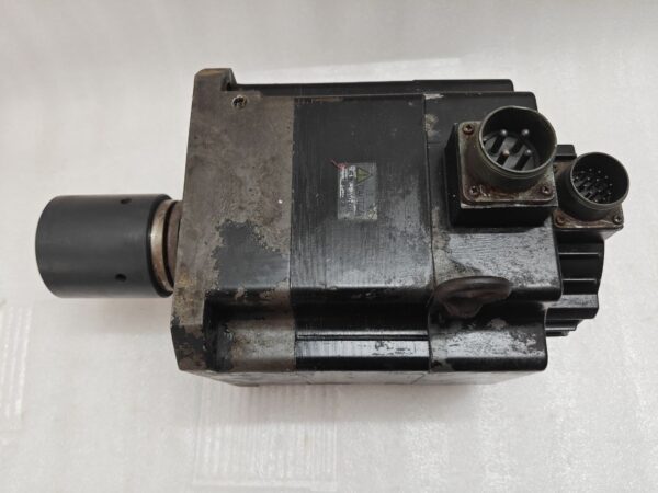 SANYO DENKI BL SUPER P16B18200HXS00 2.0KW AC200V 16.9A AC SERVO MOTOR IP67 17:03 - Image 9