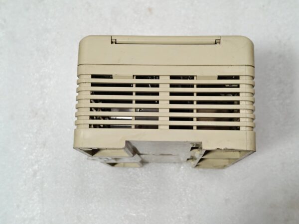 IDEC MICRO3 FC2A-C16A1 PLC 16 I/O 100-240VAC 78731 JAPAN 50/60HZ, 30VA 18:45 - Image 8