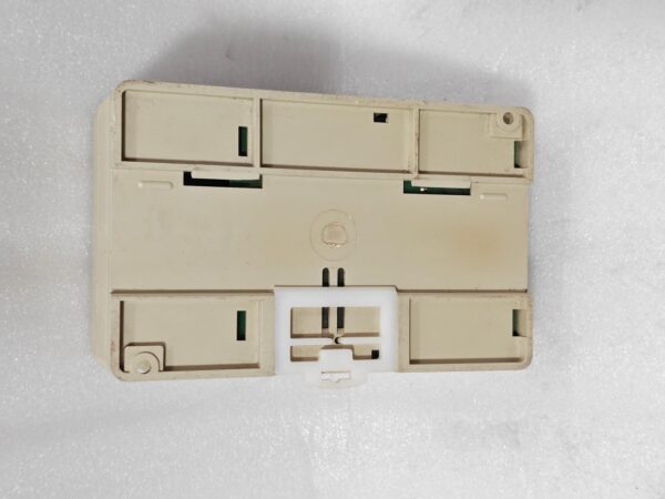IDEC MICRO3 FC2A-C16A1 PLC 16 I/O 100-240VAC 78731 JAPAN 50/60HZ, 30VA 18:45 - Image 9