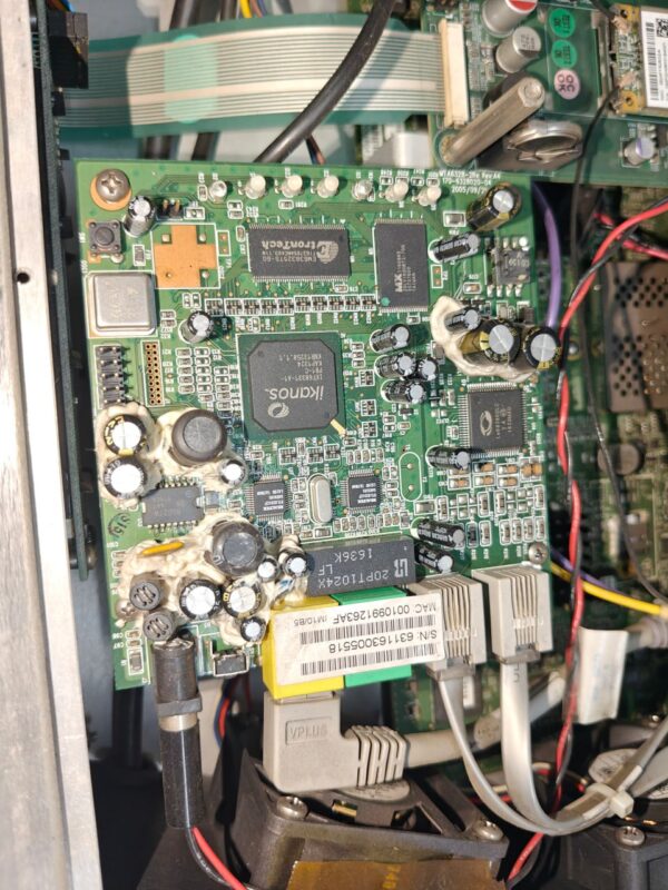 KVH TRACPHONE MINI V SAT KU BAND BROADBAND MARINE SATELLITE HISPEED INTERNET 11:50 - Image 8