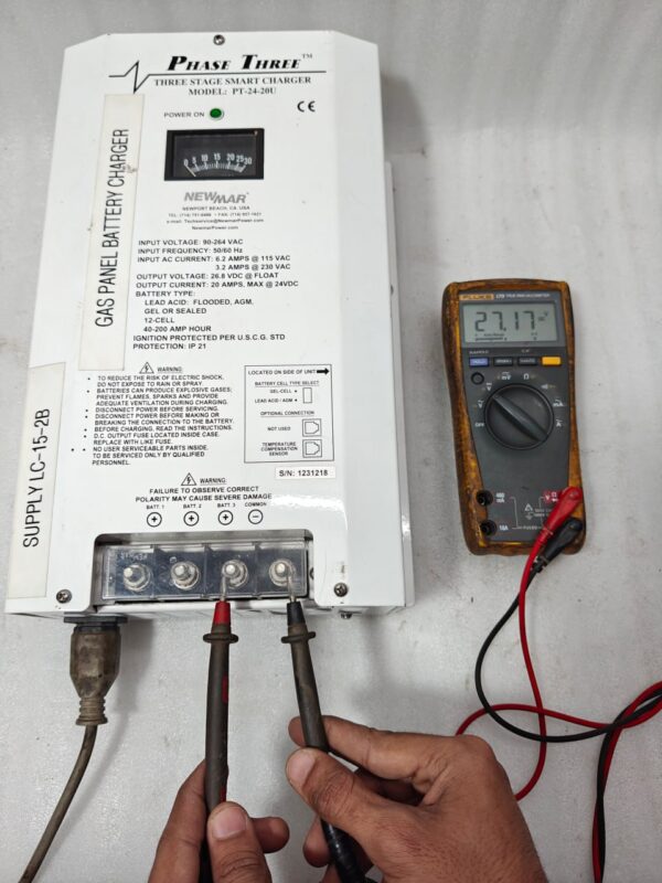 NEWMAR PT 24 20U THREE STAGE SMART CHARGER BATTERY CHARGER 20A 12:51 - Image 18