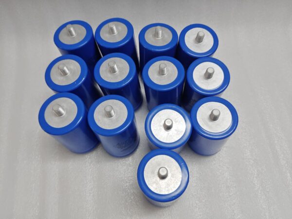 F & T AI ELECTROLYTIC CAPACITOR GERMANY 2700 UF 450V 6H IEC 60 384 4LL 12:26 - Image 11