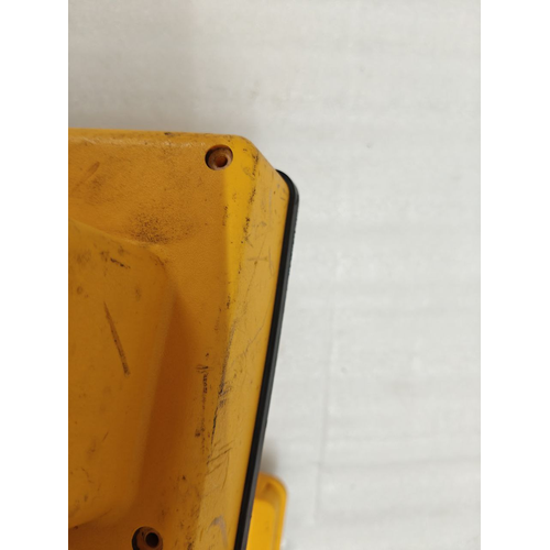 3M DYNATEL 2273M CABLEPIPEFAULT LOCATOR AND TRANSMITTER BUNDLE (4)