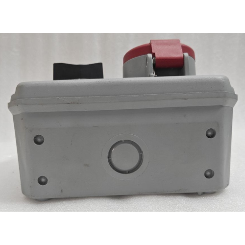 ABB 416MHS6 SOCKET OUTLET SWITCH 2CMA167818R1000 3P+N+ IP44 (4)