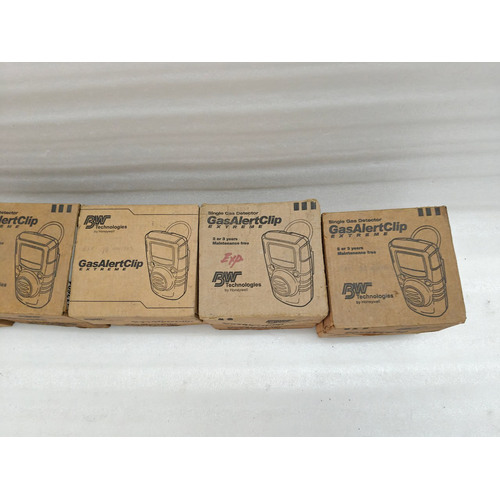 BW GASALERTCLIP EXTREME SINGLE GAS DETECTOR GA24XT-H HONEYWELL LOT OF 10 (1)