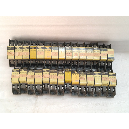 CAMILLE BAUER 84 2I1 10 PASSIVE DC SIGNAL ISOLATOR (5)