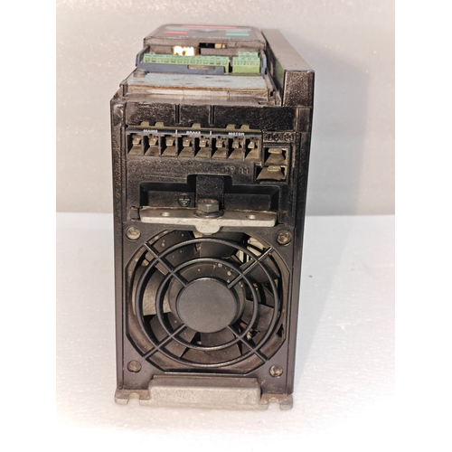 DANFOSS 195N1051 VLT2800 FRONT CONTROL PANEL 5060HZ 4.7A 300V (5) DANFOSS 195N1051 VLT2800 FRONT CONTROL PANEL 5060HZ 4.7A 300V 5