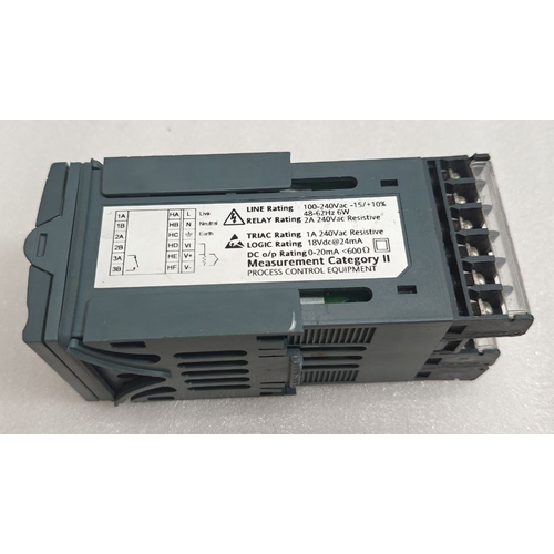 EUROTHERM 2216E TEMPERATURE CONTROLLER (5)