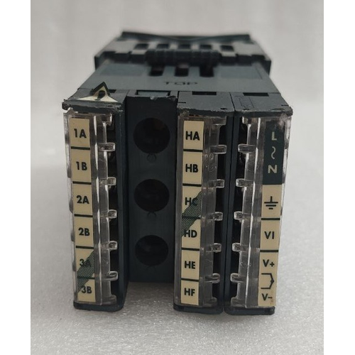 EUROTHERM 2216E TEMPERATURE CONTROLLER (7)