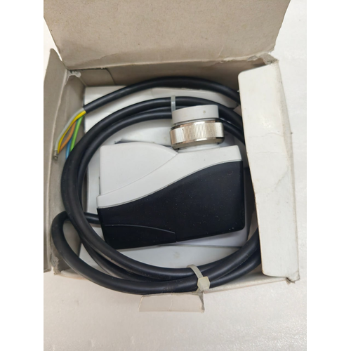 FLOWCON FN 0 2 VALVE ACCUATOR 24VDC DENMARK NEW OPEN BOX (2)