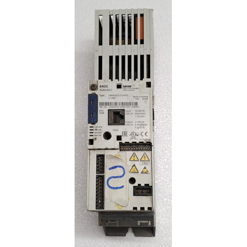 LENZE INVERTER #2 E84AVSCE2224SX0 8400 STATELINE C 2.2KW 5060 HZ IP20 1848 (1)