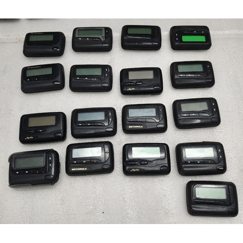 LOT 16 OF PAGER MIX APOLO, MOTOROLA PAGENET TESTED (1)