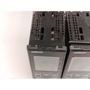 Omron E5EN HAA2HH03B – FLK DIGITAL CONTROLLER N1875 L NO 2184MR 9
