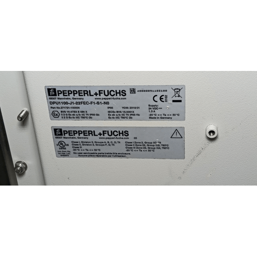 PEPPERL+FUCHS DISPLAY UNIT TOUCHSCREEN DPU1100-J1-22FEC-F1-S1-N0 271721 100004 2100#8 (1)
