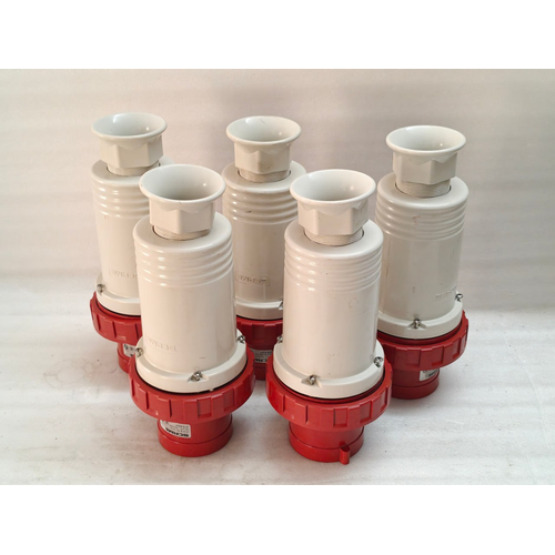 SCAME INDUSTRIAL SOCKET PLUG COD. 215.6337 63A 3P+N+E 6h 346-415V 60Hz 50Hz SCREW TERMINALS (3)