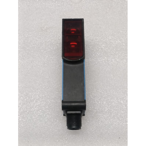 SICK WT18 – 3P431 Photoelectric Sensor 1026032 (1)