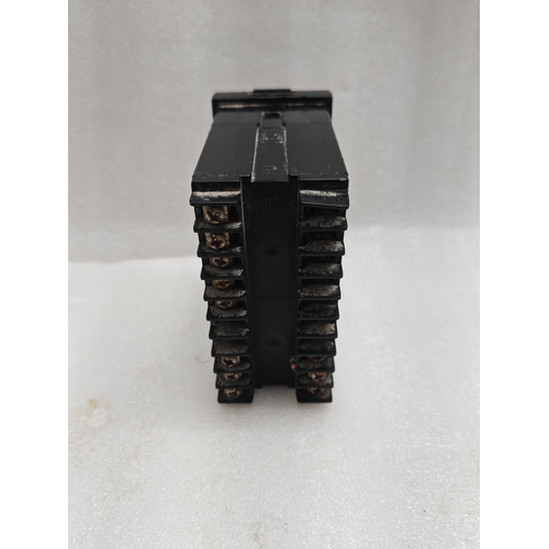 TAIE FY800 301000 TEMPERATURE CONTROLLER AC85-265V 5060HZ (7)