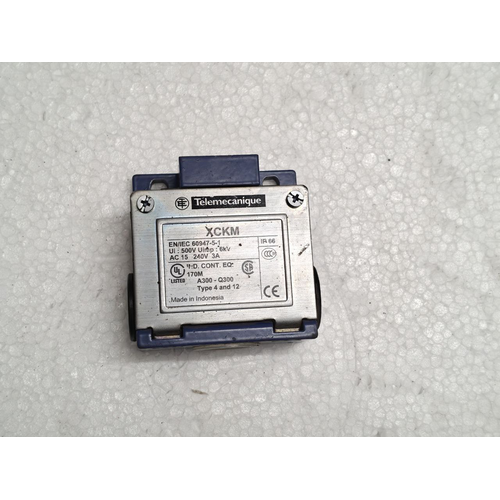 TELEMECANIQUE XCKM POSITION SWITCH LIMIT SWITCH XCKM NEW 60947 5 1 (1)