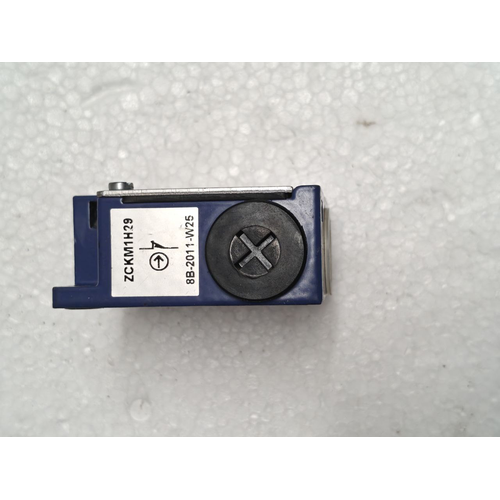 TELEMECANIQUE XCKM POSITION SWITCH LIMIT SWITCH XCKM NEW 60947 5 1 (11)