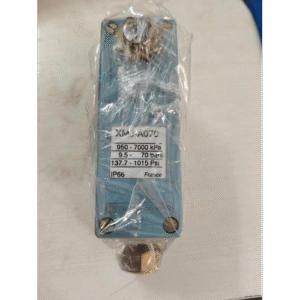 TELEMECANIQUE XMJ A070 IP 66 FRANCE PRESSURE SWITCH 950 - 7000 KPA 11:45