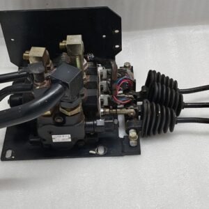 CLARK MHA SCD-010 P NO 8067890 SN 2031 HYDRAULIC CONTROL VALVE FOR FORKLIFT 11:08 6 CLARK M.H.A SCD 010 P NO 8067890 SN 2031 HYDRAULIC CONTROL VALVE FOR FORKLIFT 5