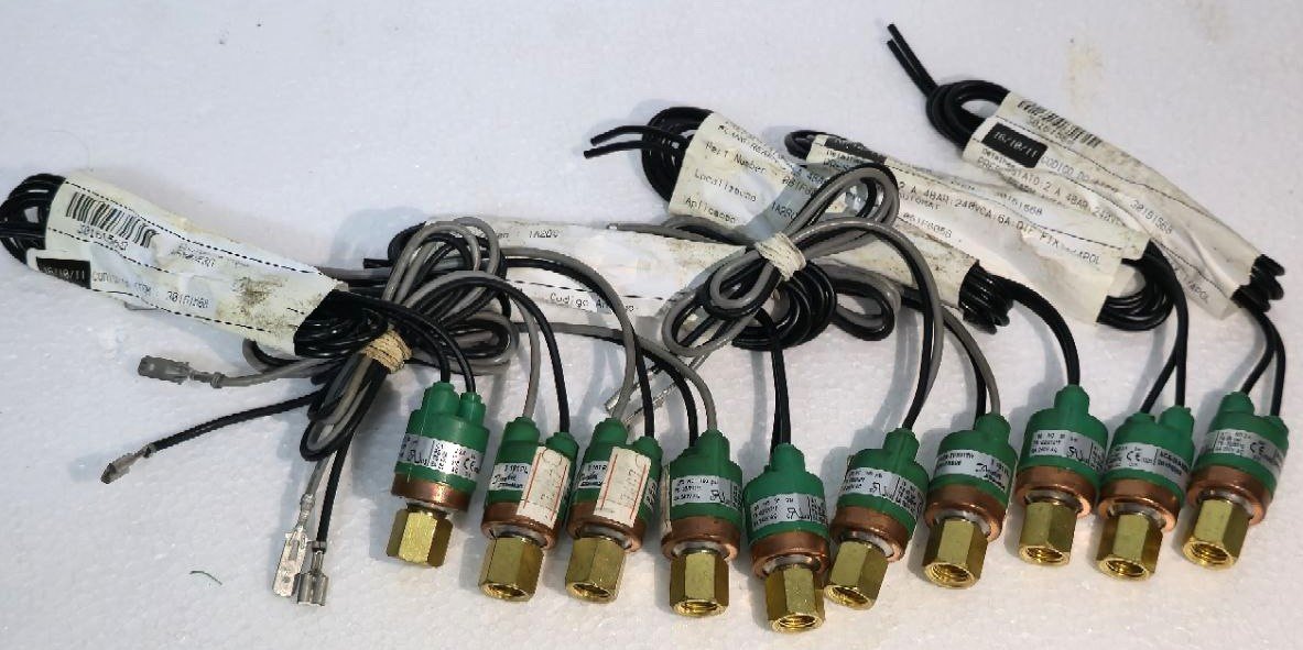 DANFOSS ACB-2UA203W CARTRIDGE PRESSURE SWITCH 061F6056 (9)