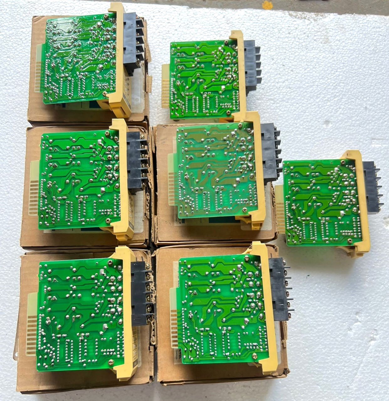 KOYO ELECTRONICS E-01T-4157 OUTPUT PROGRAMMABLE CONTROLLER UNIT J-03 -3 (1)