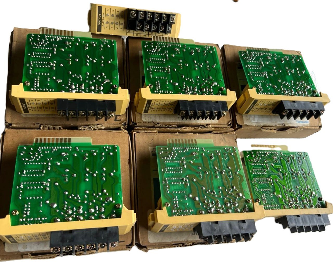 KOYO ELECTRONICS E-01T-4157 OUTPUT PROGRAMMABLE CONTROLLER UNIT J-03 -3 (4)