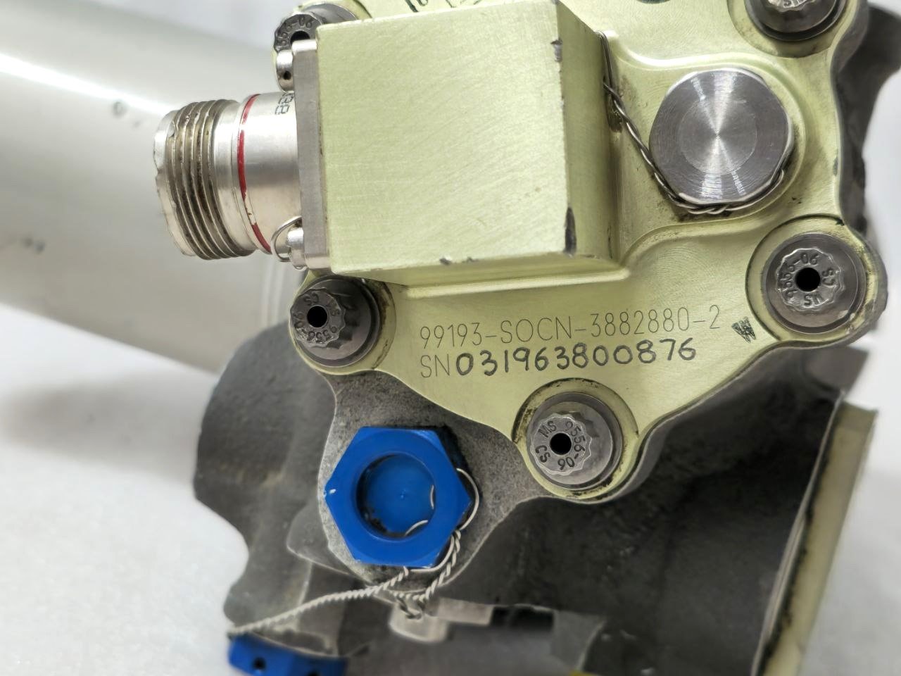 HONEYWELL TURBINE ENGINE MAIN FUEL CONTROL 3883420-1 99193 SOCN 3882880 -2 (10)