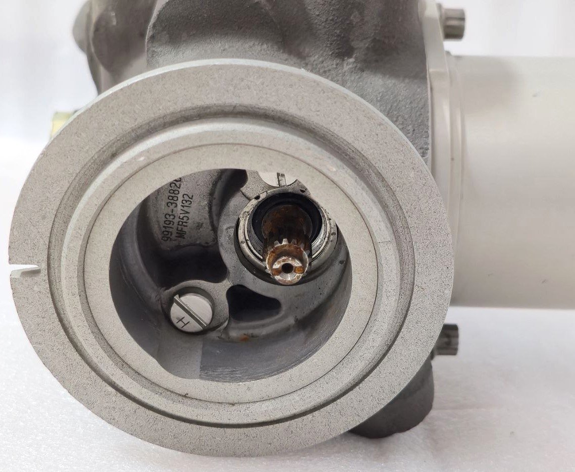 HONEYWELL TURBINE ENGINE MAIN FUEL CONTROL 3883420-1 99193 SOCN 3882880 -2 (11)